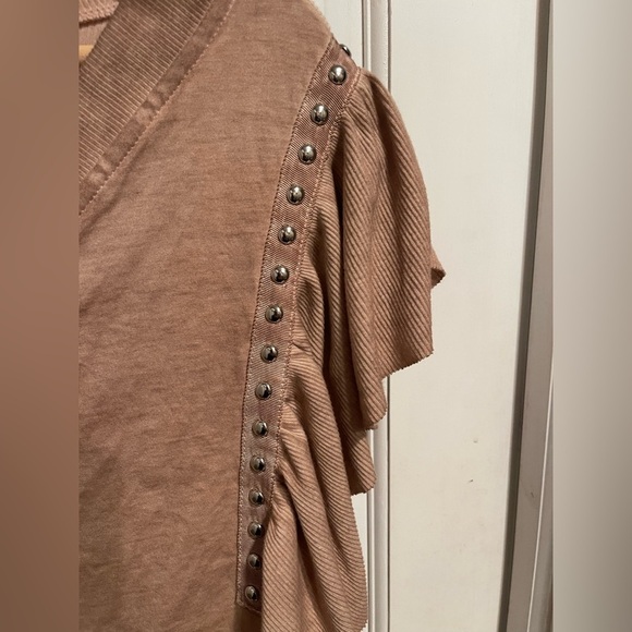 POL Anthropology Beige Ruffle Sleeve Blouse L - Picture 5 of 6